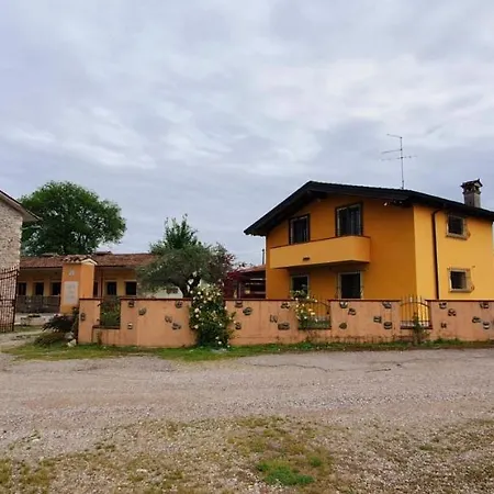 Valle Segreta 明乔河畔的瓦雷奇奥