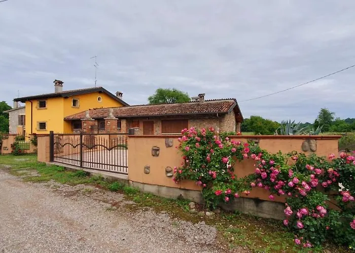 Valle Segreta 別荘 ヴァレッジョ・スル・ミンチョ